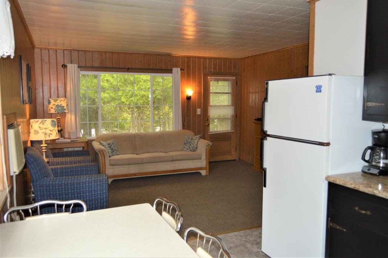 Baileys Sunset Cottages Baileys Harbor Extérieur photo