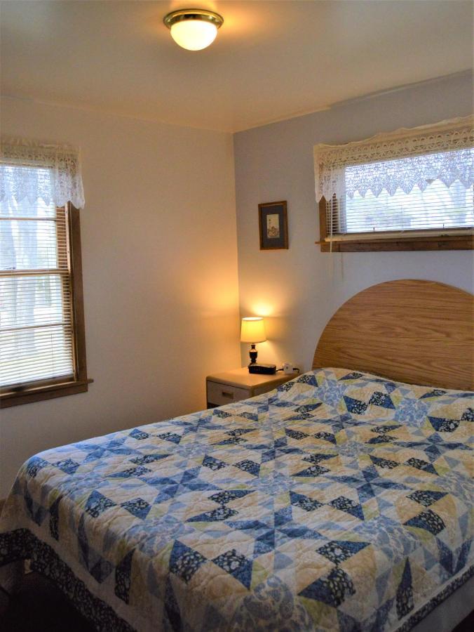 Baileys Sunset Cottages Baileys Harbor Extérieur photo