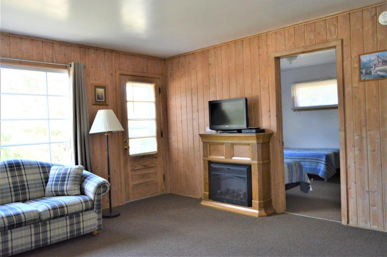Baileys Sunset Cottages Baileys Harbor Extérieur photo